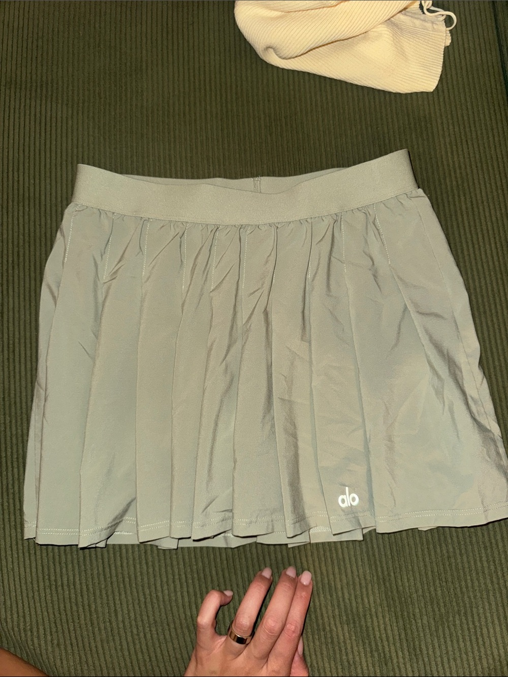 ALO Yoga sage pleated skater skirt